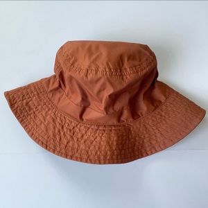 Zara bucket hat